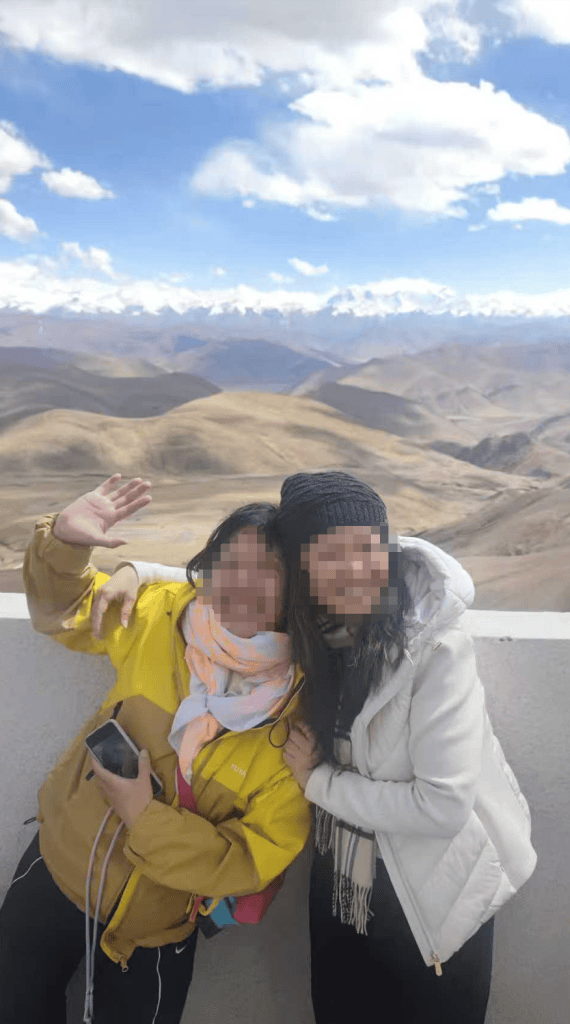 Yamdrok Lake landscape with turquoise water and high-altitude Tibetan scenery