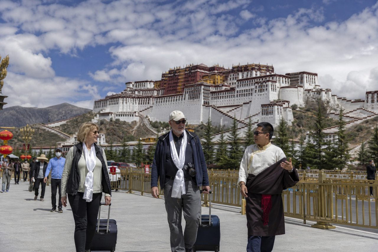 Tibet Travel Permit Requirements for UK Passport Holders: What You Actually Need