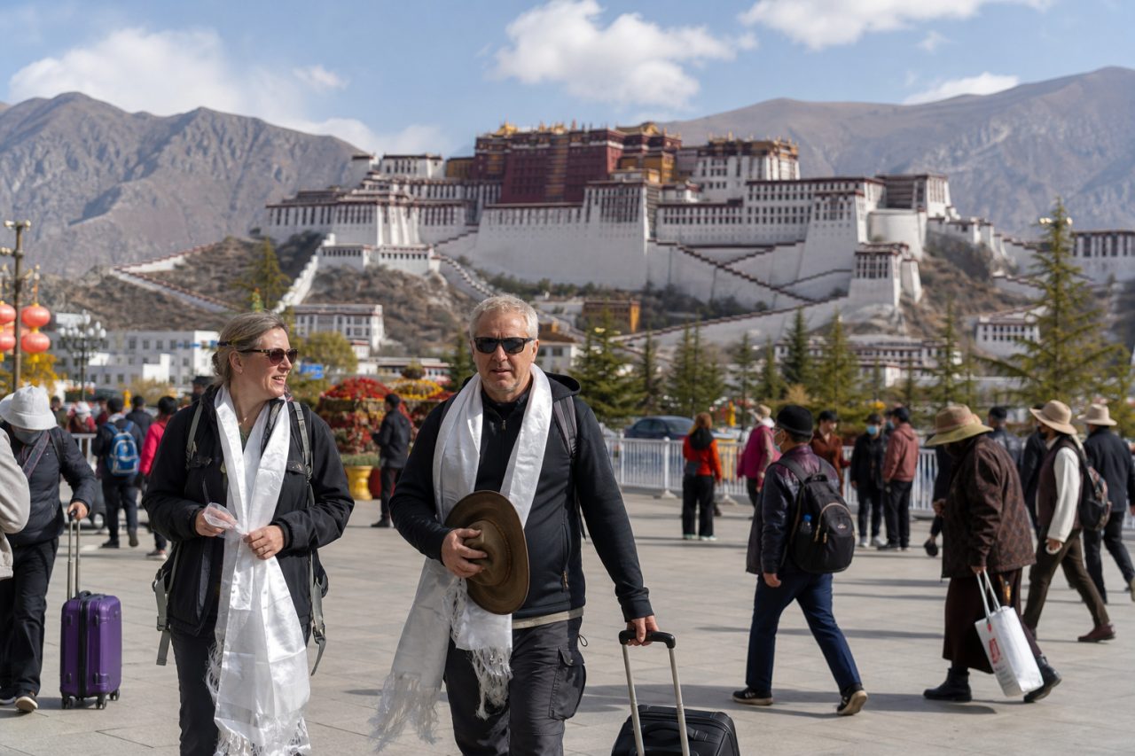 Can Australian Citizens Travel to Tibet Independently? What’s Actually Possible