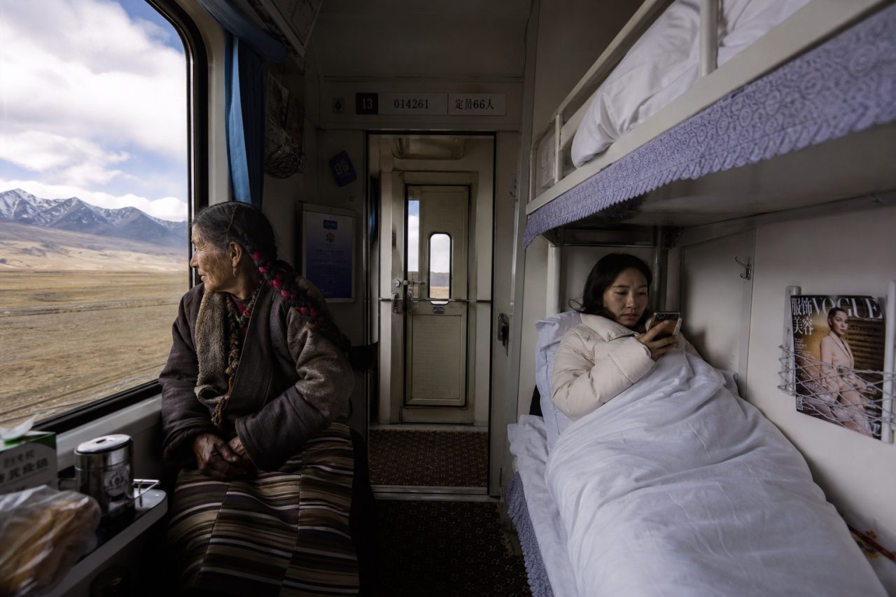 Tibet Train Classes Explained: Soft Sleeper vs Hard Sleeper vs Flying to Lhasa