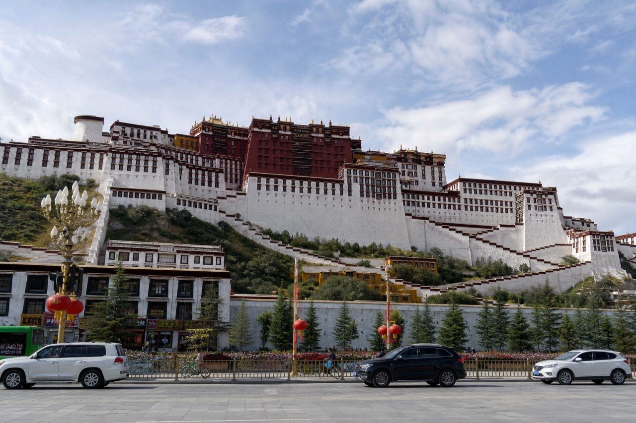 Potala Palace street view in Lhasa