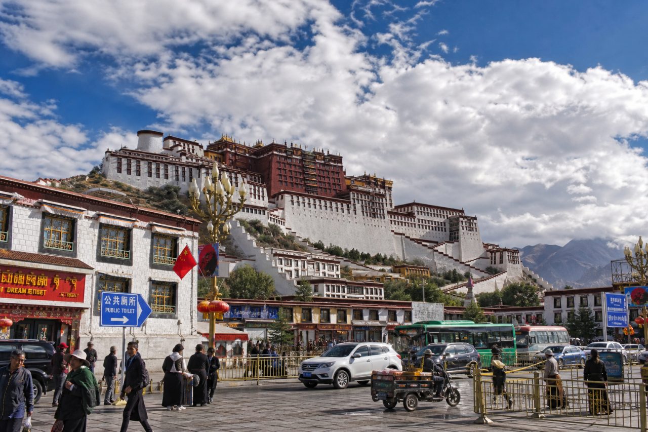 Potala Palace street view in Lhasa