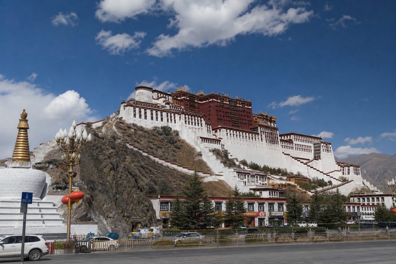 Potala Palace street view in Lhasa